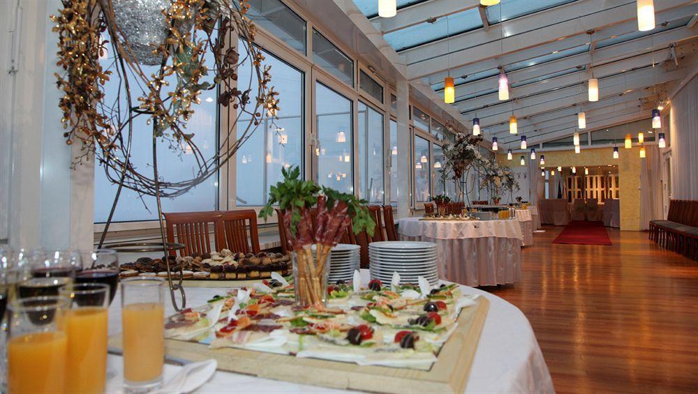 Hotel Bellevue Kranj Eksteriør bilde
