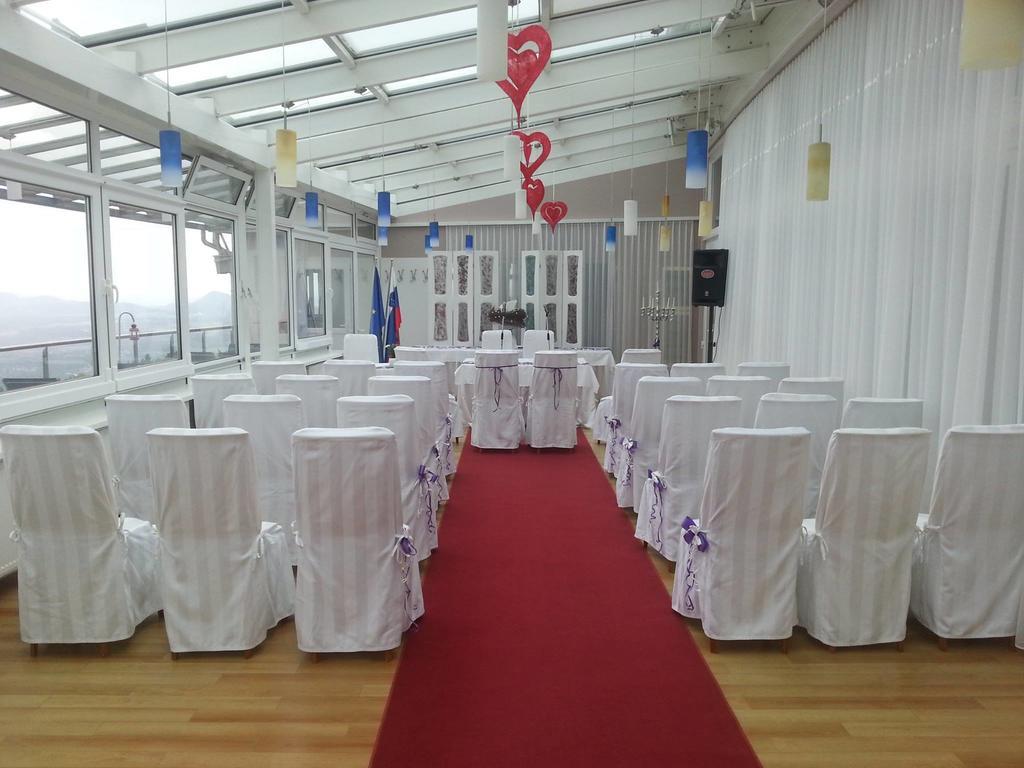 Hotel Bellevue Kranj Eksteriør bilde