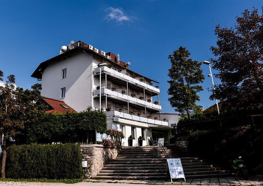 Hotel Bellevue Kranj Eksteriør bilde
