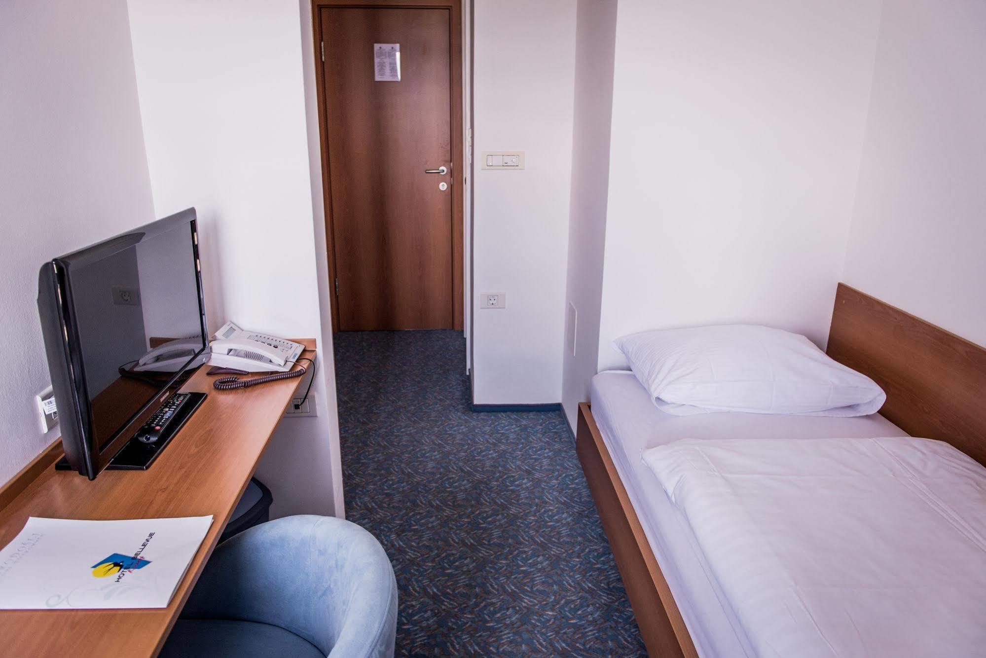 Hotel Bellevue Kranj Eksteriør bilde