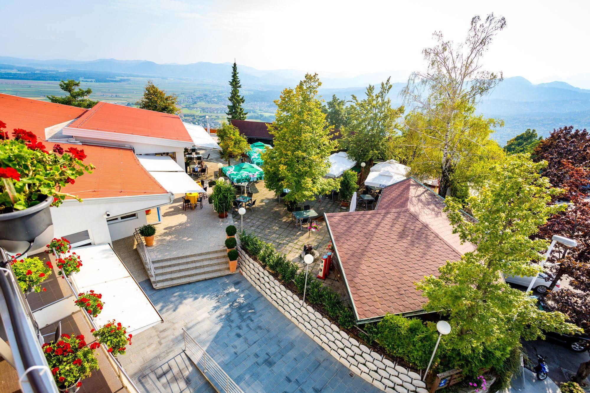 Hotel Bellevue Kranj Eksteriør bilde