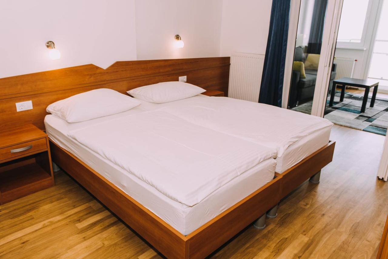 Hotel Bellevue Kranj Eksteriør bilde
