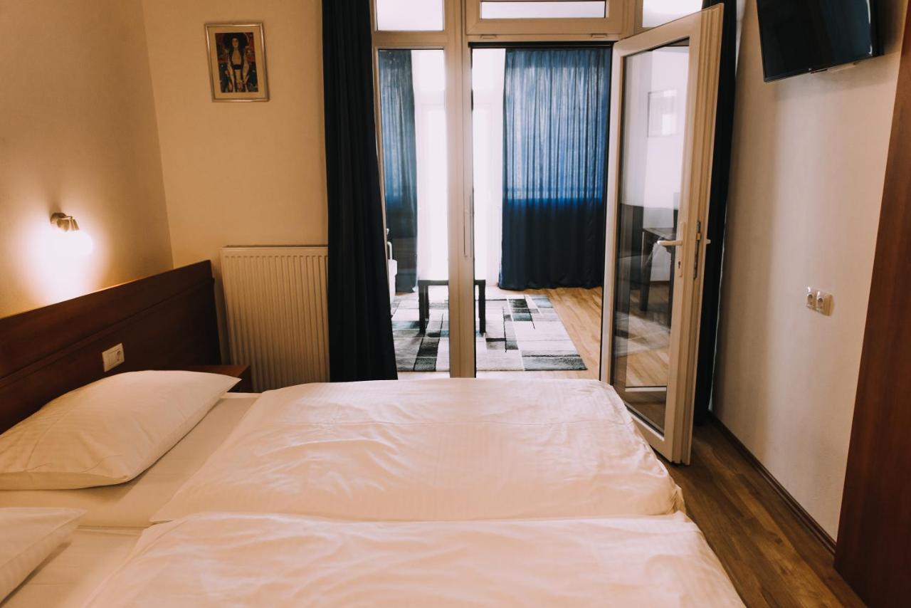 Hotel Bellevue Kranj Eksteriør bilde